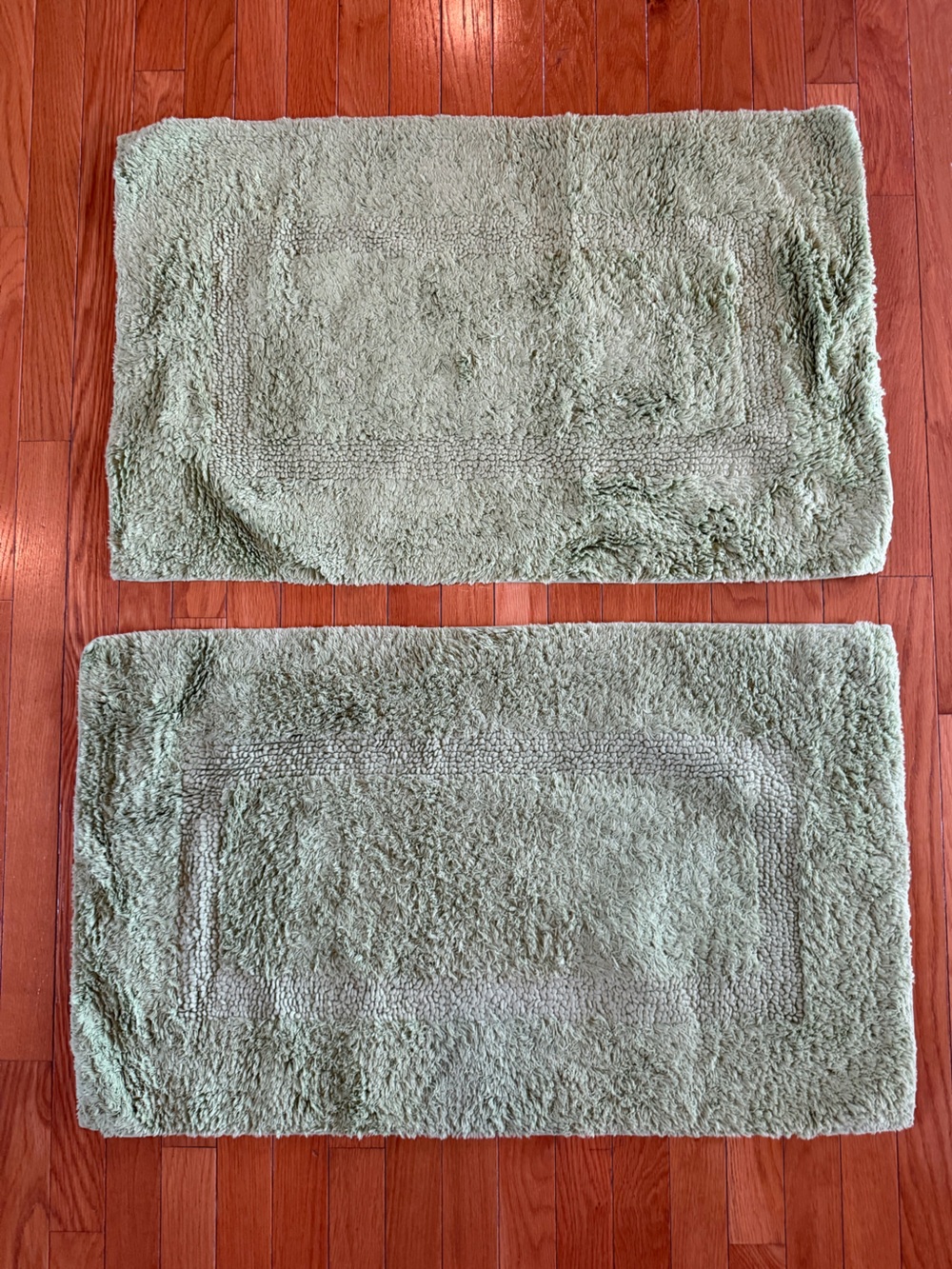 PBK Pottery Barn Kids Green Shag Bath Mats Rugs 33” x 20”